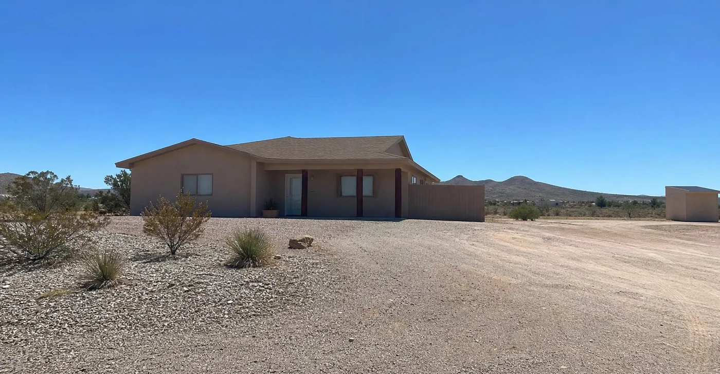 House painting Whites City New Mexico Carlsbad Caverns area residential commercial exterior